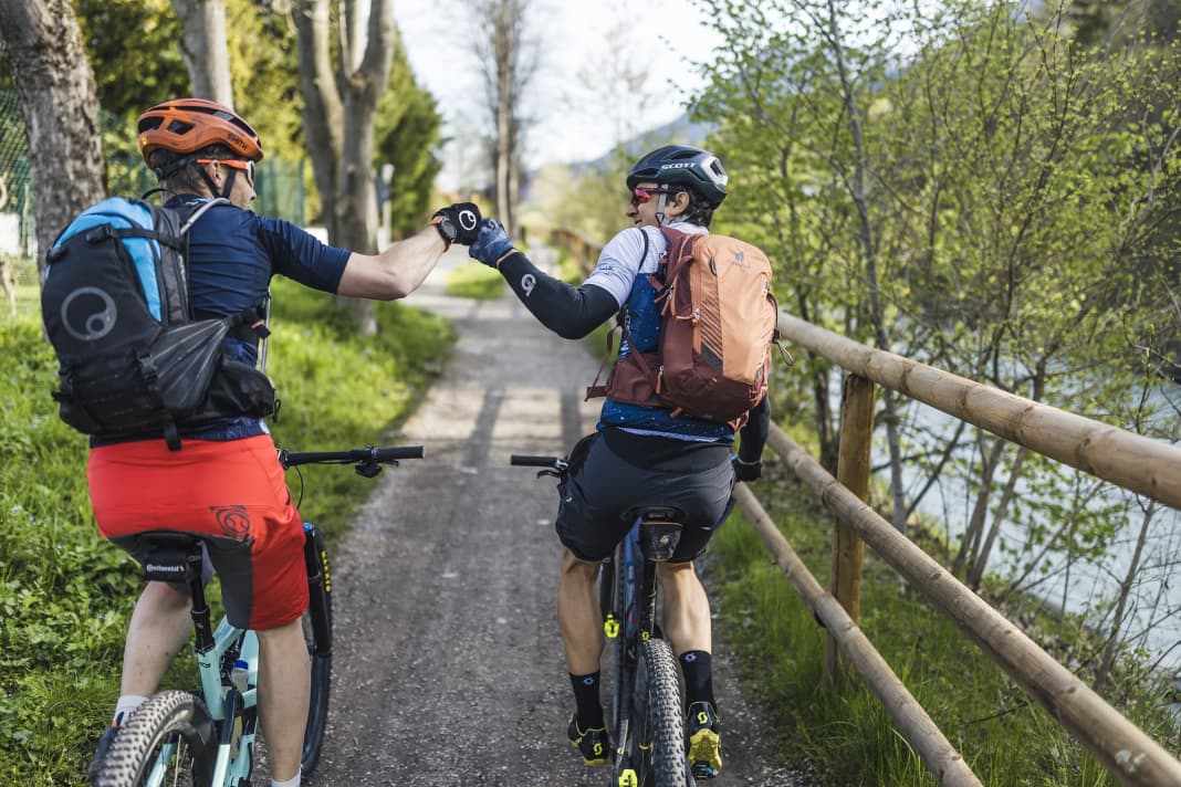 The psyche plays a decisive role on challenging mountain bike tours. Sometimes everything goes well, then you hit a low.