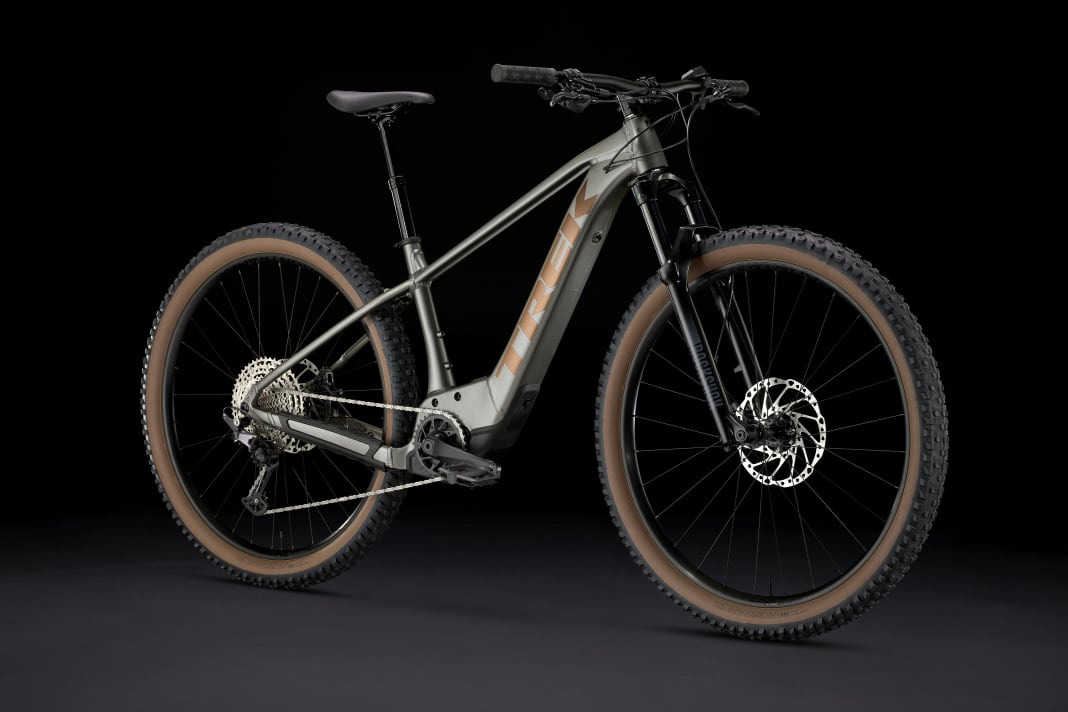 3299 euros: The Marlin+ 8 is suitable for off-road use thanks to its decent equipment, but can be easily upgraded for everyday use.