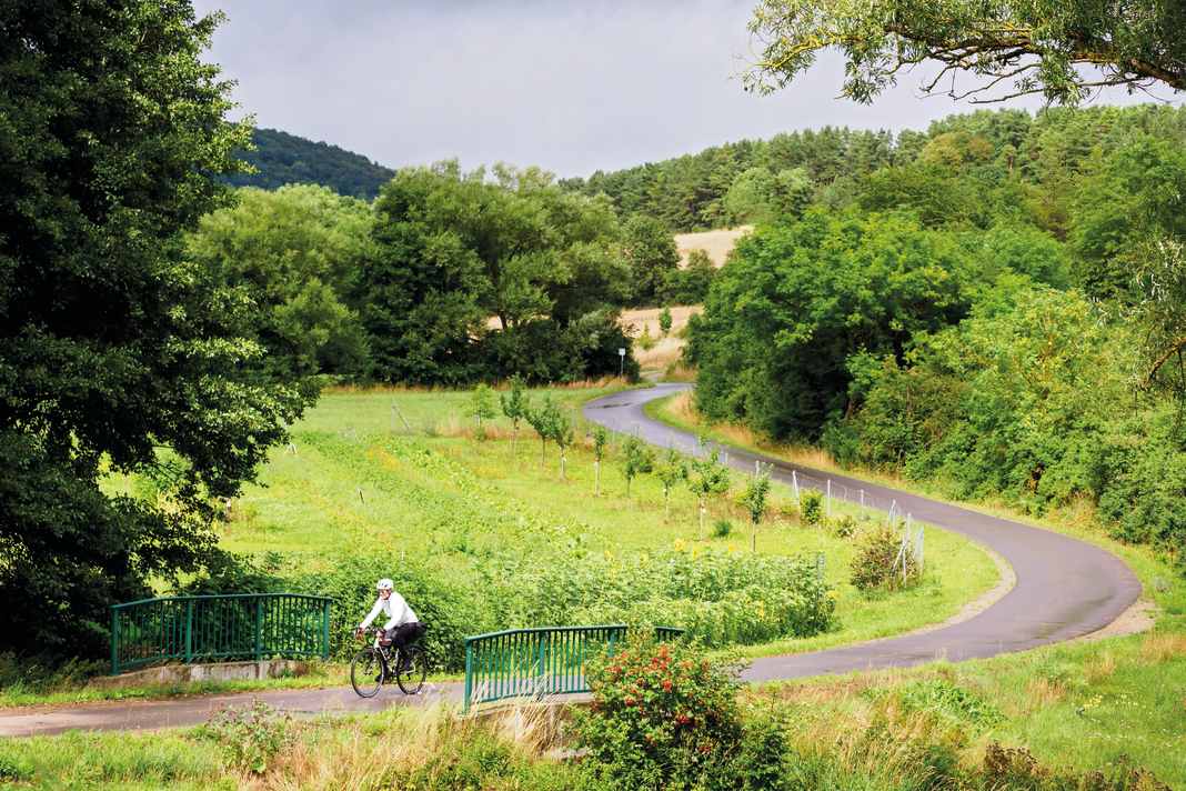 Die Rhön-Tour führt durch drei Bundesländer, unter anderem durch Thüringen.
