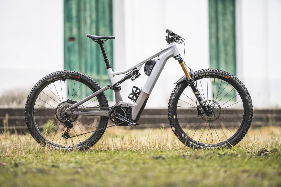 The new Bosch all-rounder: Focus Jam² 6.9 // Bosch Performance Line CX Smart (750 Wh) // 7399 euros // 26.25 kg // 29 inches // 160/150 mm