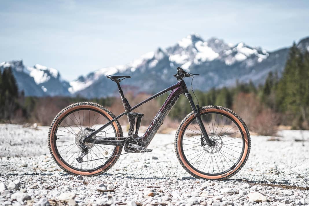 Cube stereo race e bike cheap