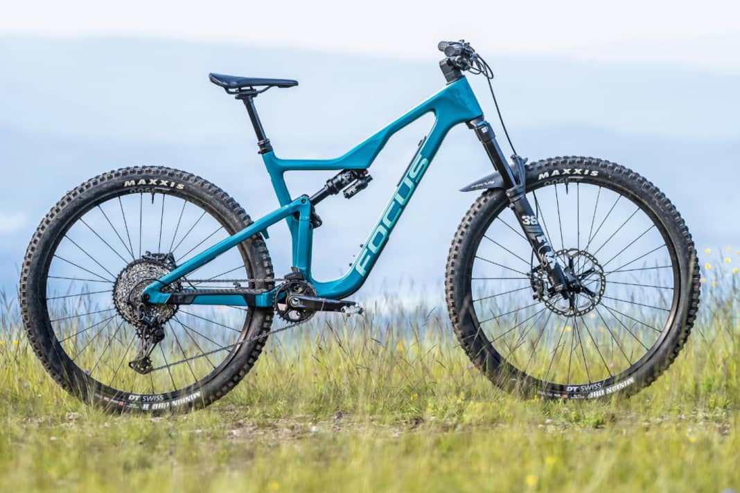Focus Jam 8.9: 15,6 kg / 152/162 mm / 29"