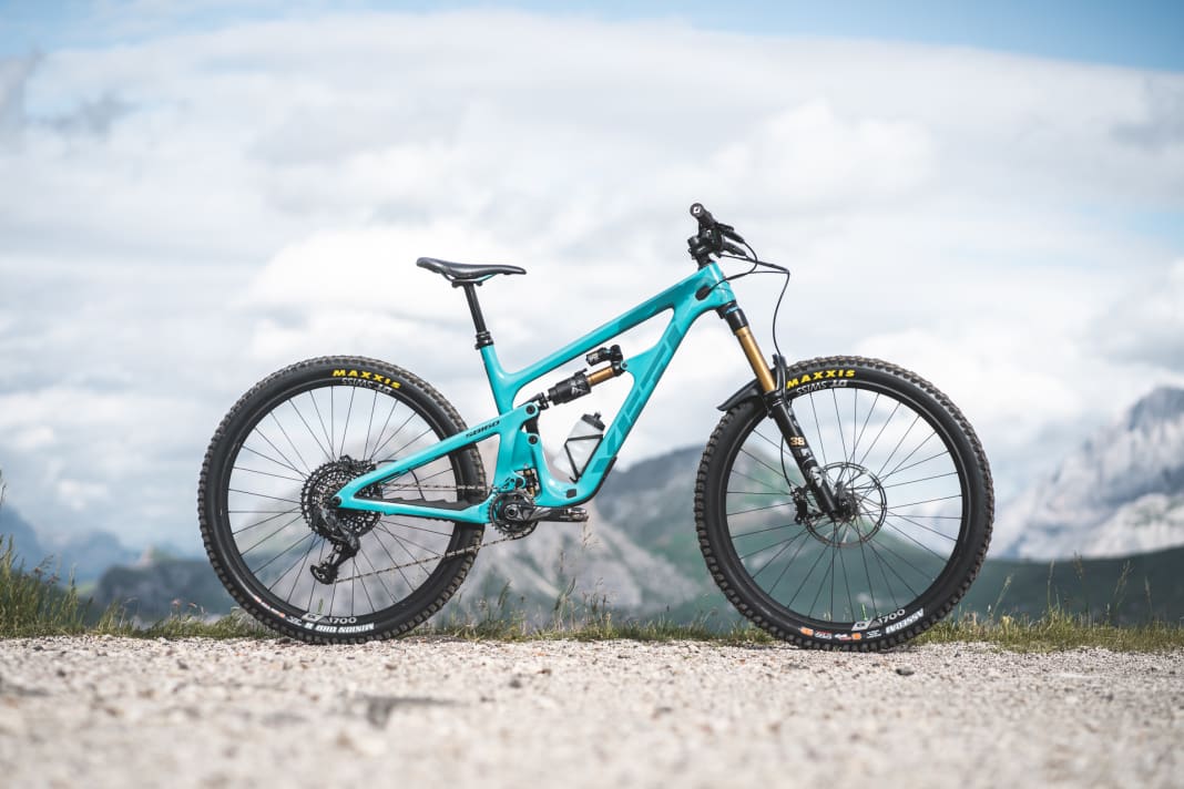 The Yeti SB160 T1 in race specification for 10390 euros.