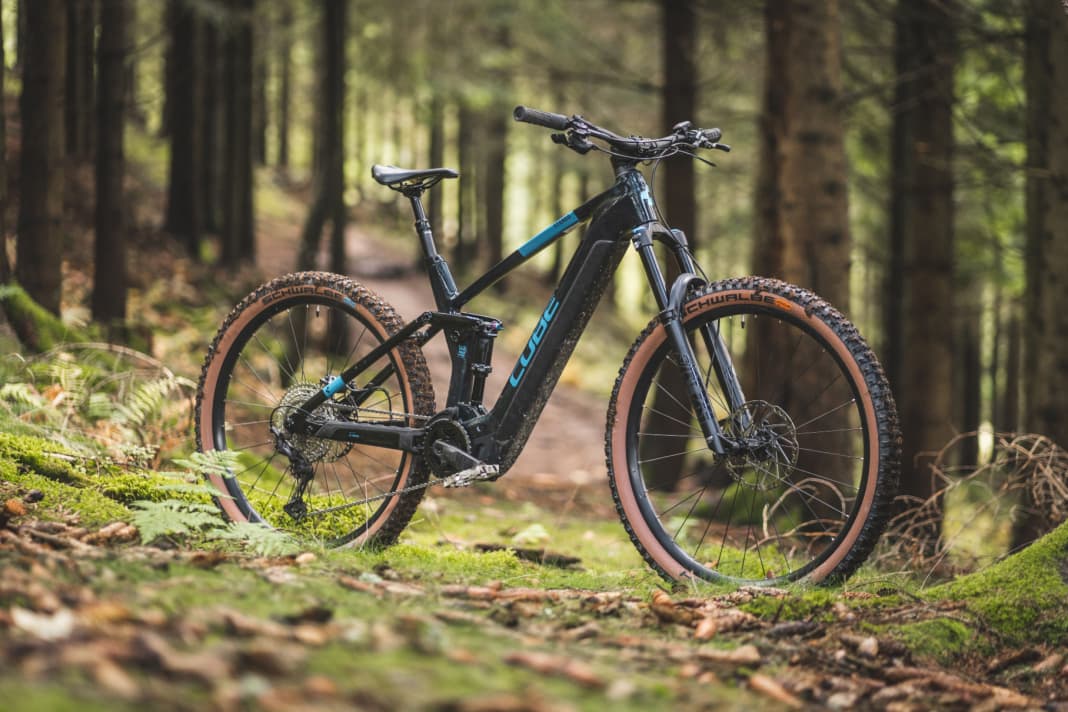 Cube Stereo Hybrid 140 HPC // 150/140 mm // 24.6 kg // 5299 euros