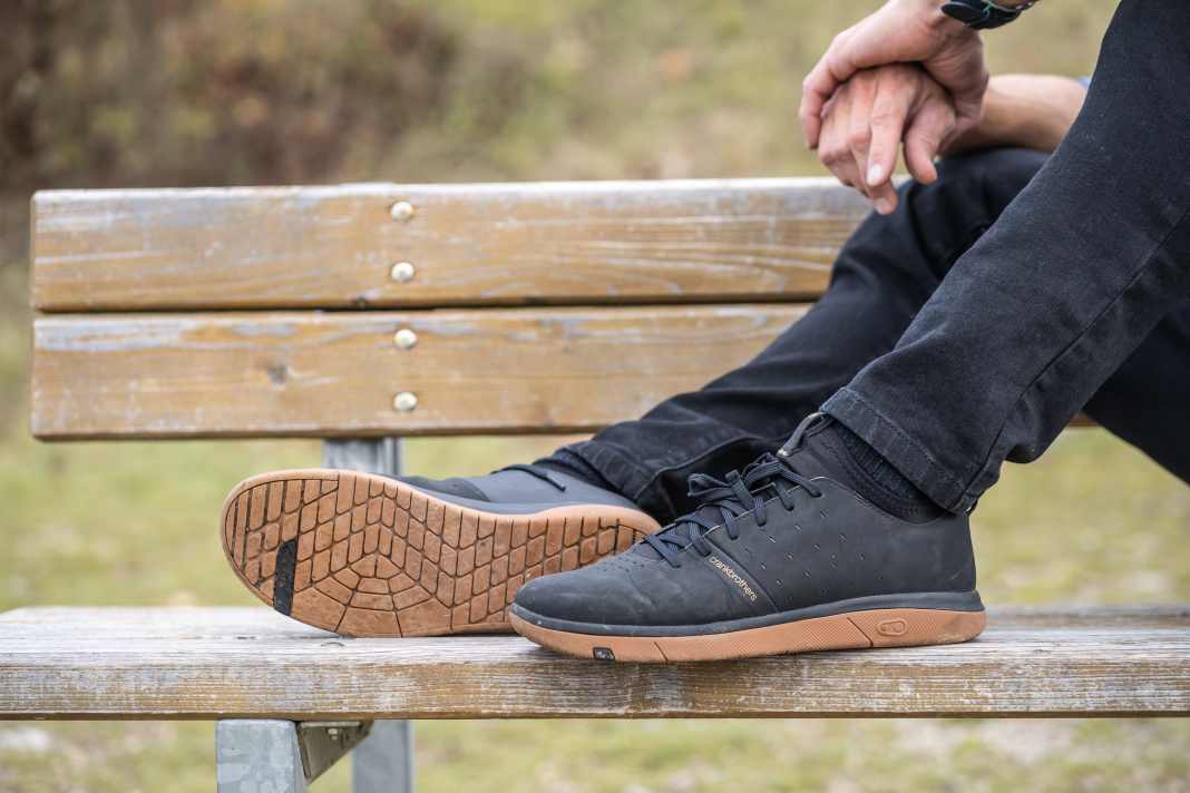 Stylish, comfortable but lousy ventilation: the Crankbrothers Stamp Street.