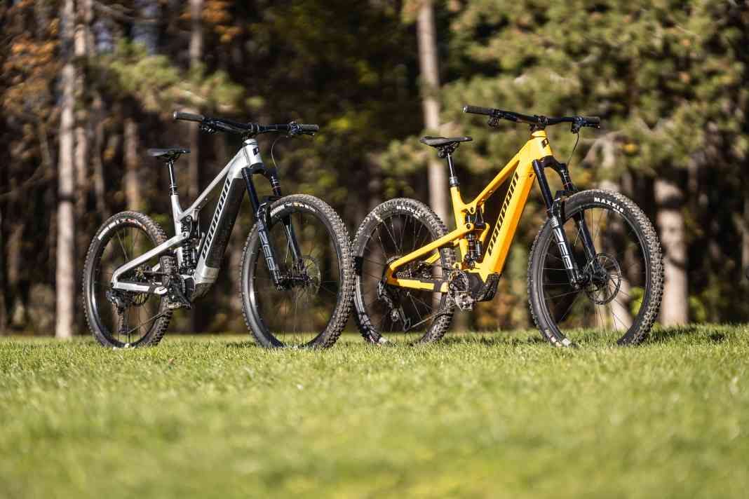 Propain Ekano 2 AL (left): Shimano EP6, 25.22 kilos, 4994 euros. Propain Ekano 2 CF: Sram Eagle Powertrain, 23.39 kilos, 11649 euros.