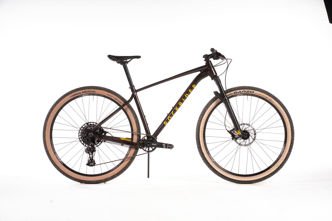 Rockrider Race 720 // 12.36 kg without pedals // 100 millimetres of travel // 29-inch // 1299 euros // aluminium