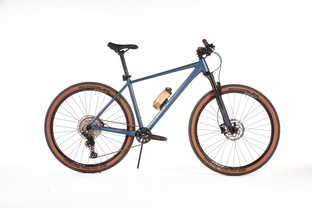 Bulls Copperhead 3 29 // 13.48 kg without pedals // 100 millimetres of travel // 29-inch wheels // 1399 euros // aluminium