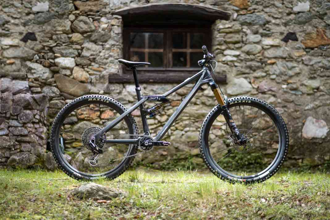 Liteville 301 CL MK1 LTD / 12,9 kg / 150 und 140 Millimeter Federweg / 29" / 11.999 Euro / Carbon