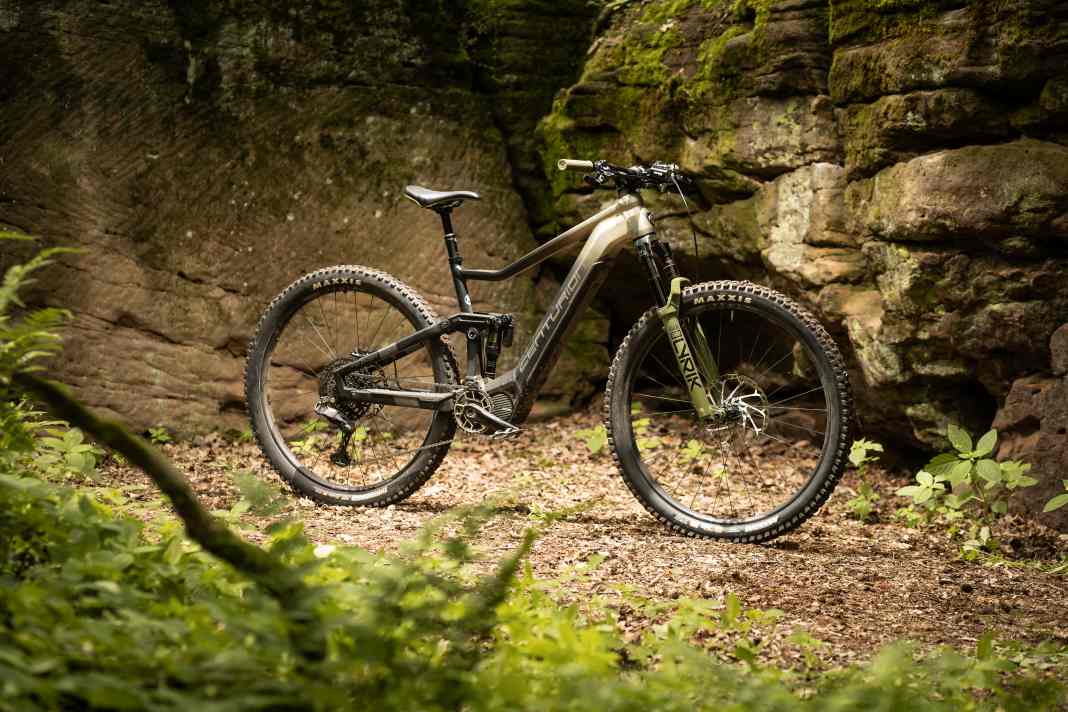 Centurion No Pogo F3000i // Shiman0 EP801 // 630 Wh // 150/135 mm // 29 Zoll // 24,6 kg // 4499 Euro (aktuell reduzierte UVP!)