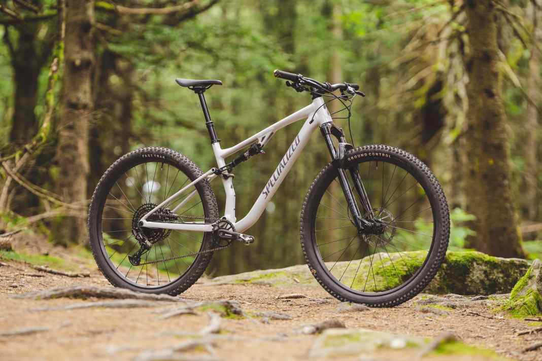 Specialized Chisel FS: 14.2 kg / 120/110 mm / 29" / 2600 Euro, frame 1700 Euro / aluminium