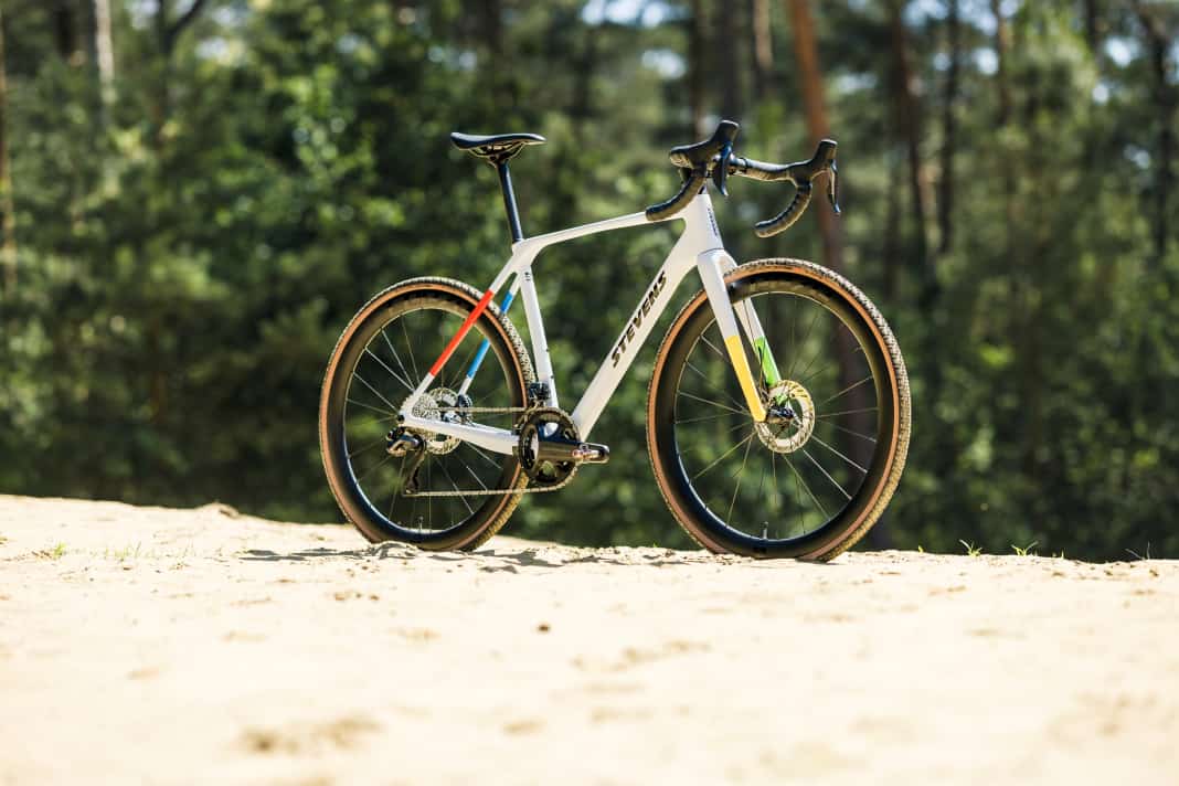 Le Super Prestige est le nouveau vélo de cyclo-cross de compétition de Stevens.