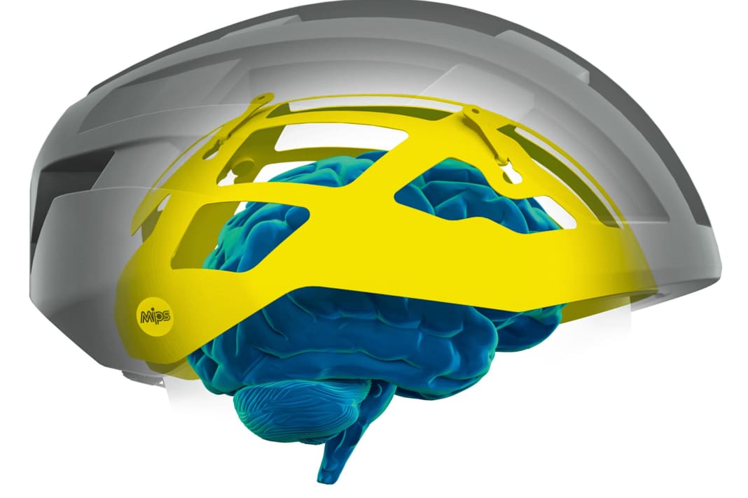 Laboratory and practical test: 19 helmets for trail and touring tested.