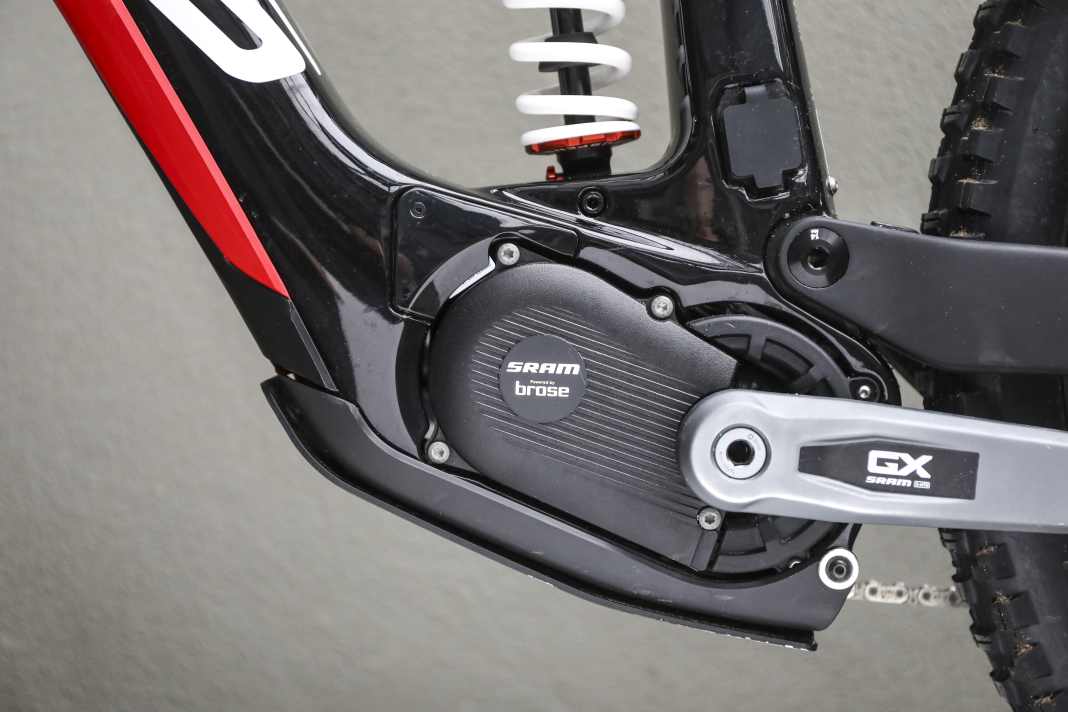 Srams Eagle Powertrain is not yet to be found in many bikes. Our test bike is a Gasgas ECC.