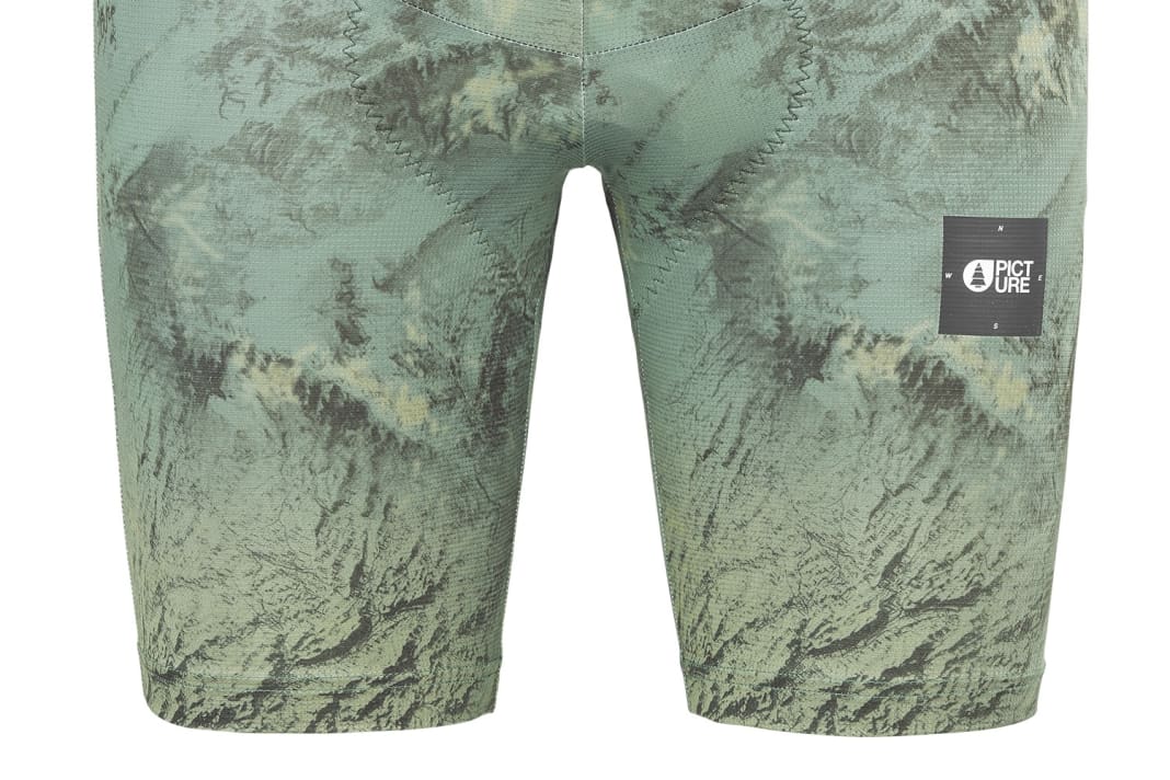 Die Picture Inner Shorts für Herren gibt es in Schwarz und diesem Geology Green.