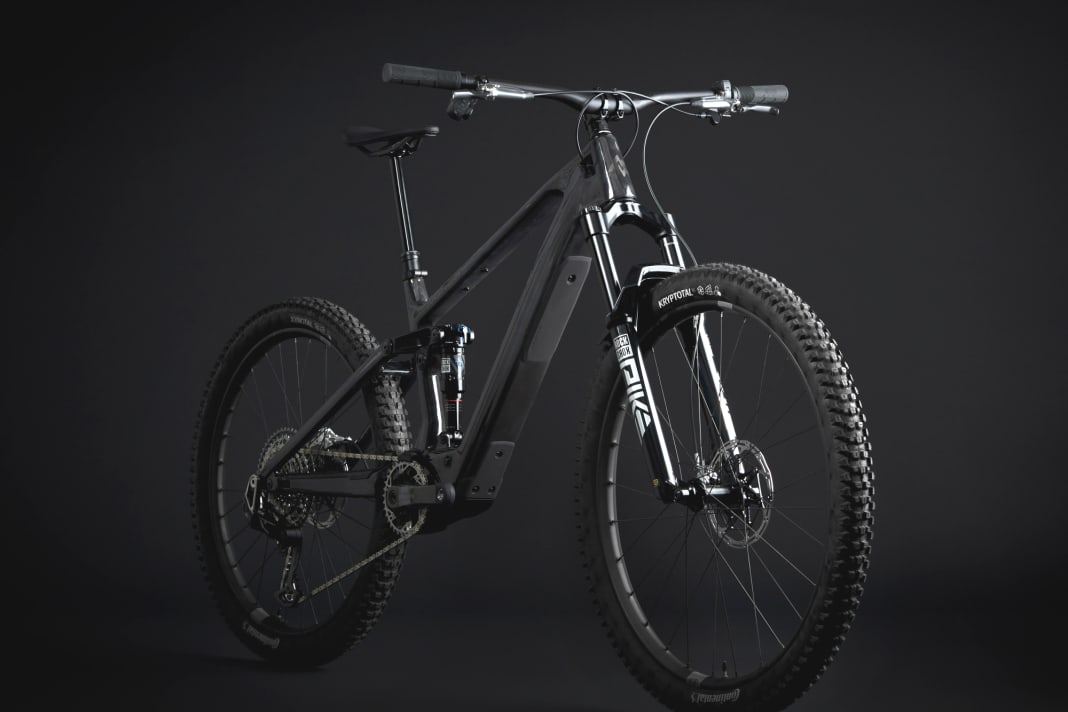 The first light e-MTB from Norco: the Fluid VLT comes in two suspension travel versions (140/130 and 150/140 mm). Prices: 6499 to 12,999 euros.