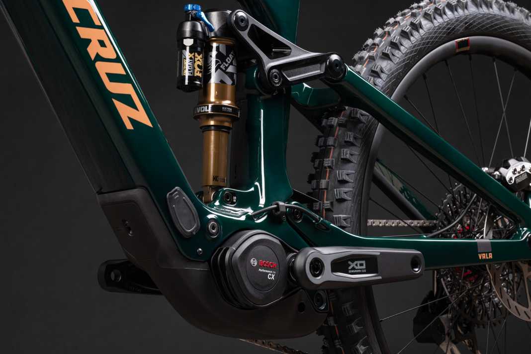 The new Bosch Performance CX adorns the Vala - a first for Santa Cruz.