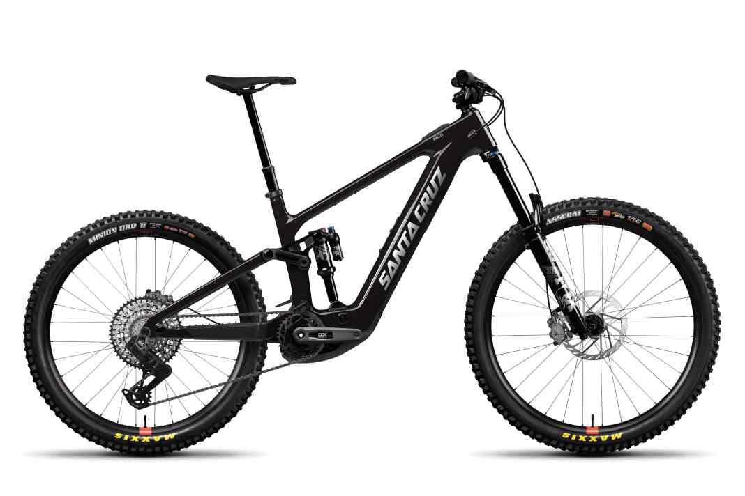 Bullit GX in black for €9799