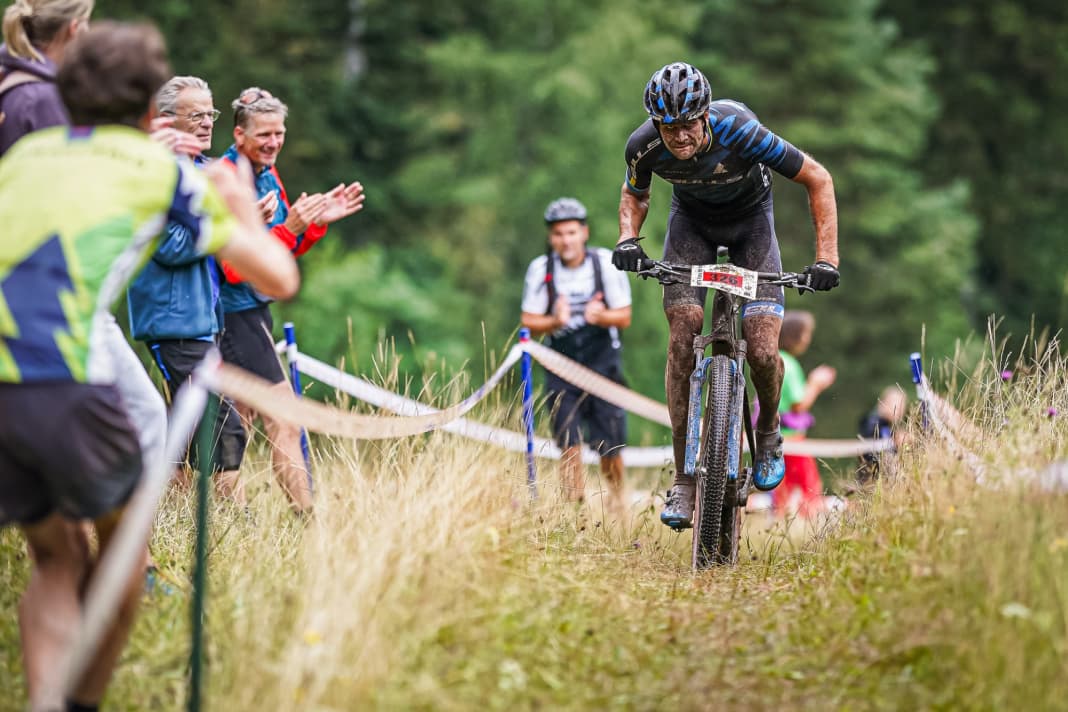 BIKE hat 101 Ausdauer-Herausforderungen zusammengetragen und nach Höhenmetern sortiert. Damit findet jeder Marathon-Biker eine Challenge, wie etwa hier die Nordschwarzwald Trophy.