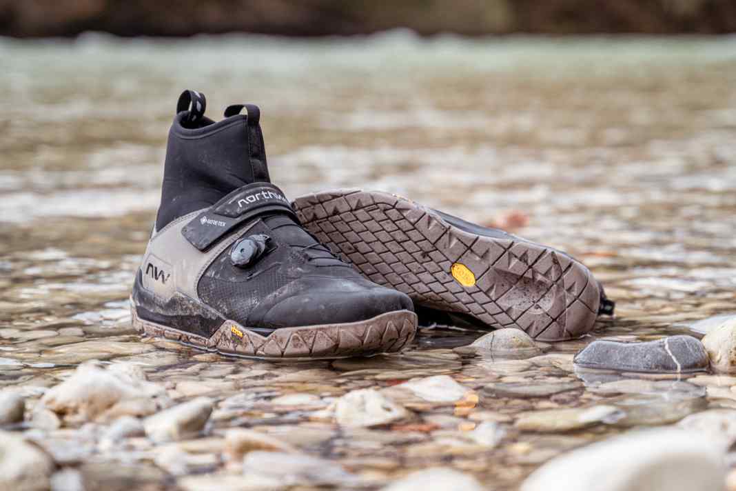 Northwave Multicross Plus GTX im Test MTB Winterschuhe der Flatpedal Neuling BIKE