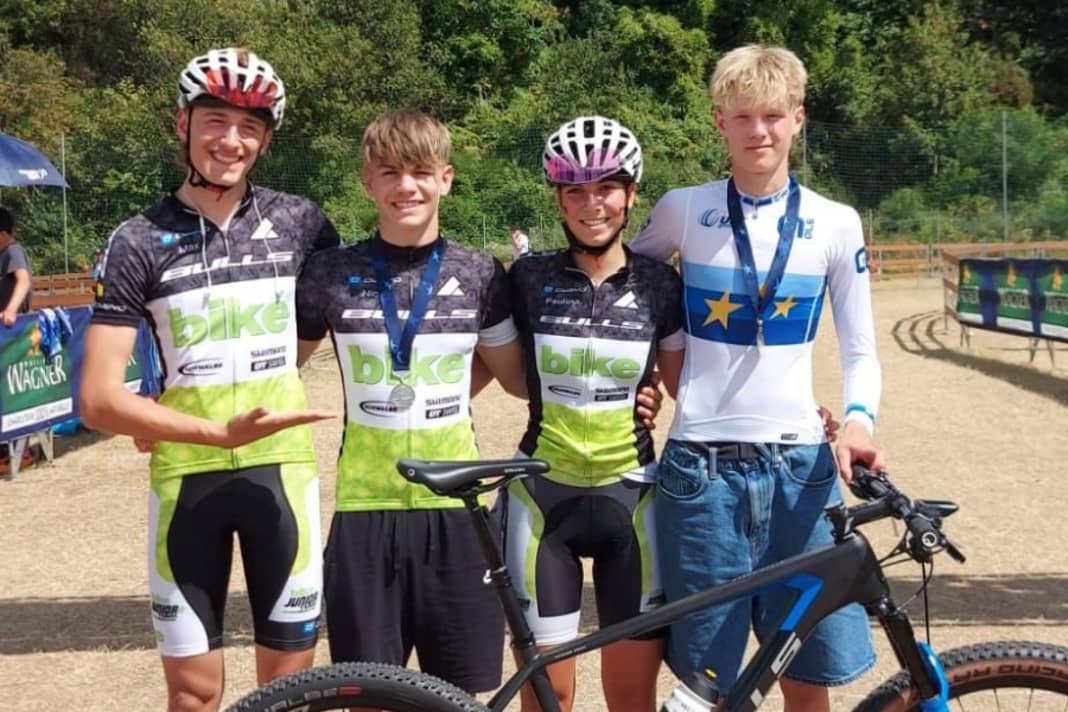 The BIKE Junior Team (from left): Max Ebrecht, Nico Brandl, Paulina Lange and Elias Hückmann