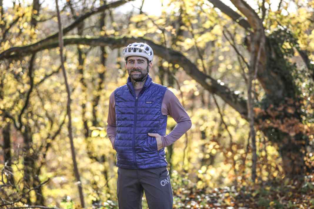 Small, light, warm - the Patagonia Nano Puff Vest is supposed to be the perfect addition for cold winter days. But is the multisport waistcoat also suitable for biking?