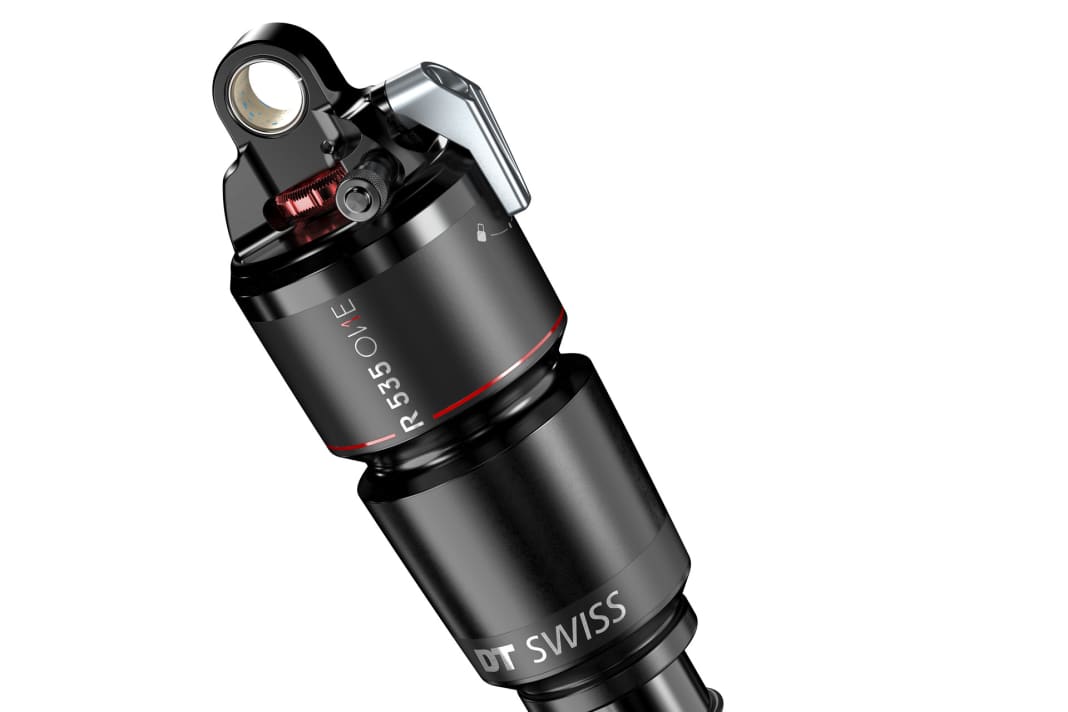 The R 535 ONE also features the Lineair system. In addition, it has three damper modes that are controlled via a lever.