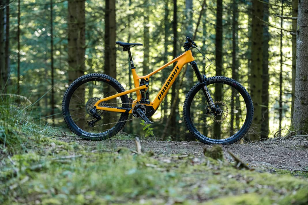 The Ekano CF is Propain's new high-end enduro e-bike and also the brand's first carbon e-bike.