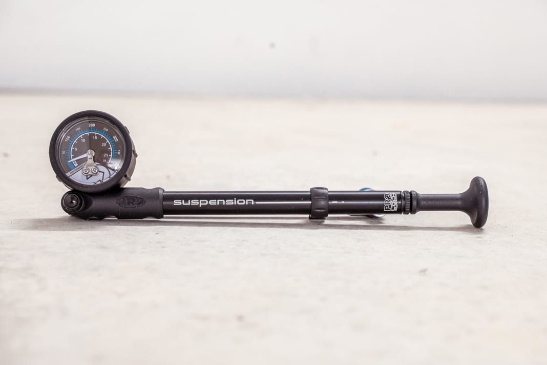 Leichte und kompakte Dämpferpumpe von Pro