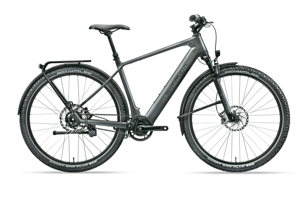 The Simplon Silkcarbon TQ is optionally available with derailleur gears or hub gears with belt drive