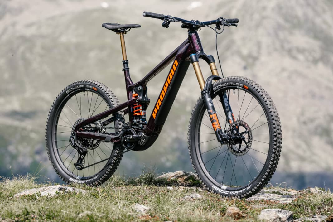 Propain Ekano 2 AL // 180/170 mm // MX wheels // Shimano EP801 // 626 Wh // from 4995 euros