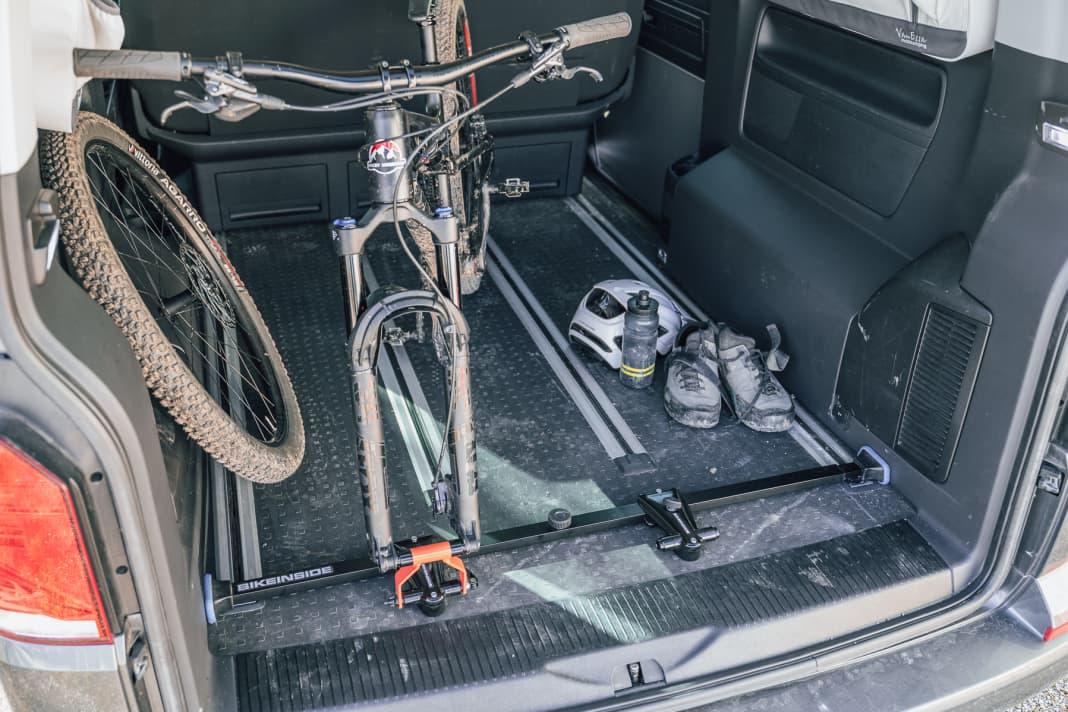 Der Grundträger ist flexibel und in drei Längen erhältlich