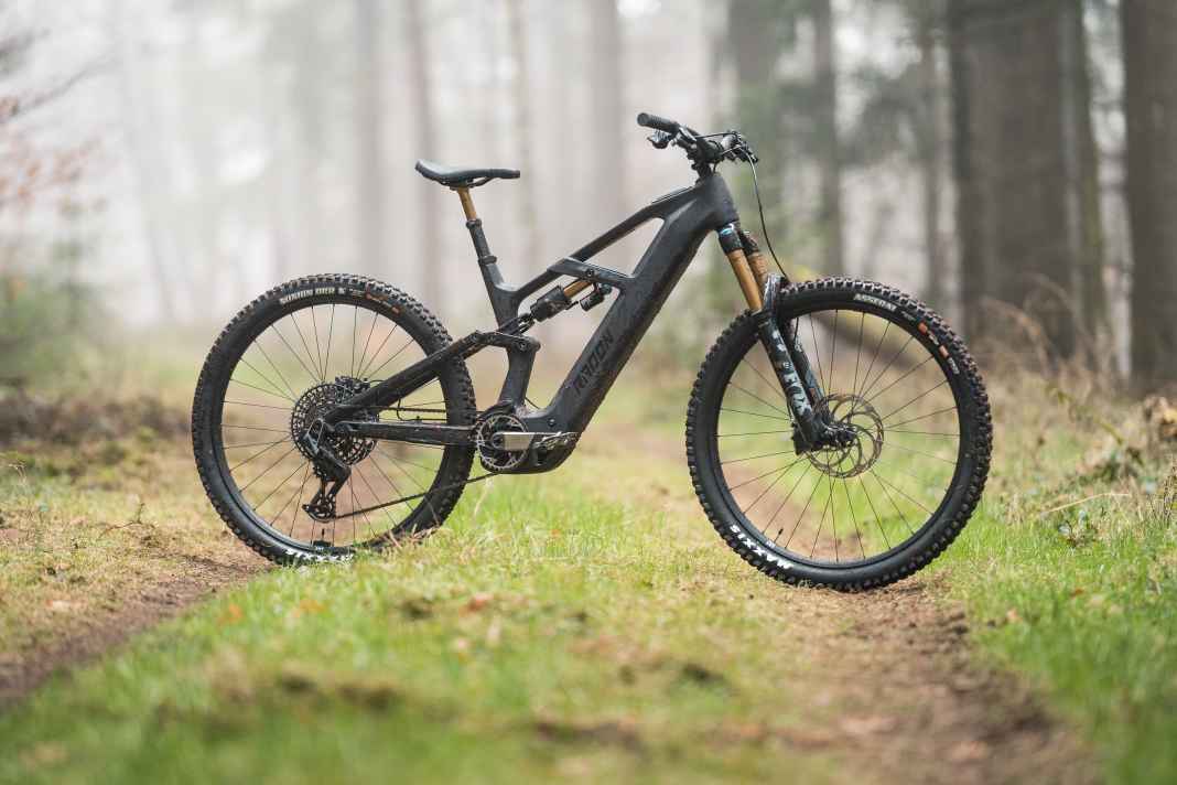 Radon Deft 10.0 // Bosch Perf. CX // 800 Wh // 170 mm // 29 inches // 24.5 kilos // 7199 euros