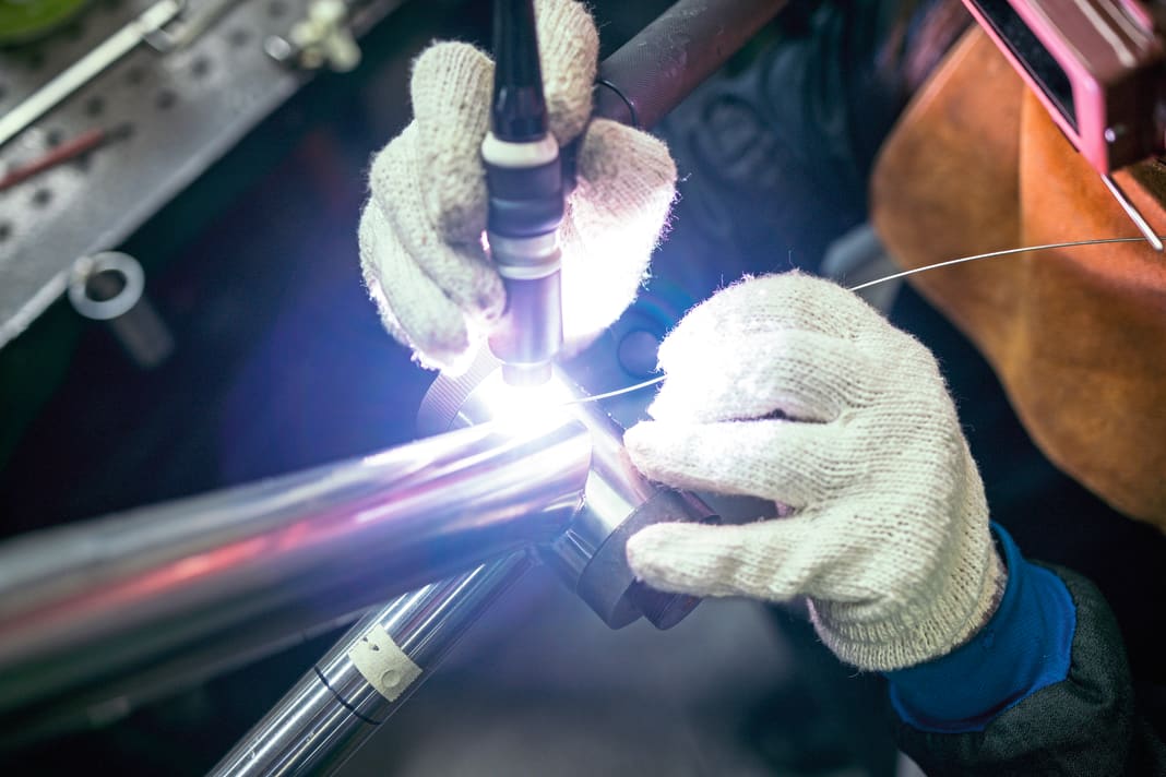 With skill, expertise and experience, a weld seam lasts longer than the wheel.