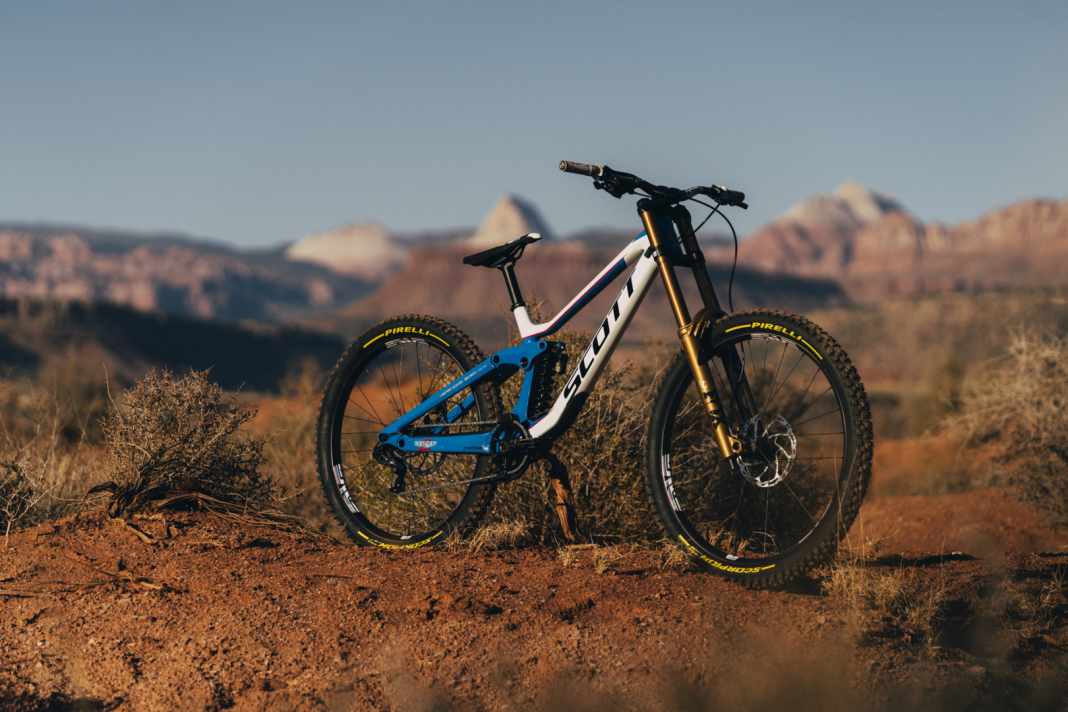Brendan's SCOTT Gambler Rampage X Tag Turbo Edition vor der Rampage Kulisse in Utah.