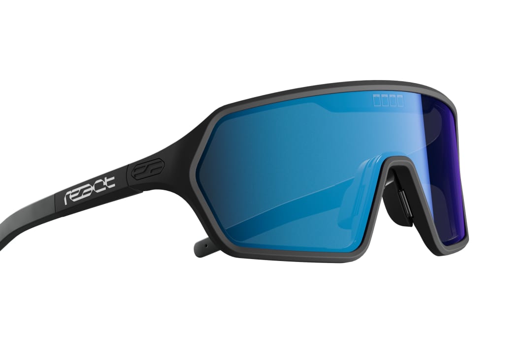 React Rev: 329 euros.
