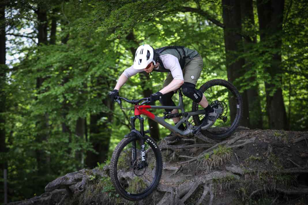 Maximaler Schutz ist das wichtigste Kriterium bei den Rückenprotektoren für den Bikepark-Einsatz