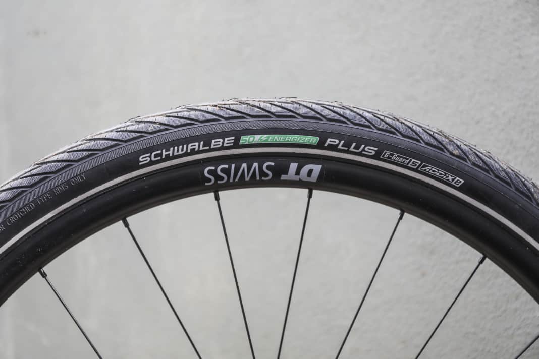 With a triple carcass layer and three millimetre thick Greenguard, the Energizer Plus is designed for maximum puncture protection.