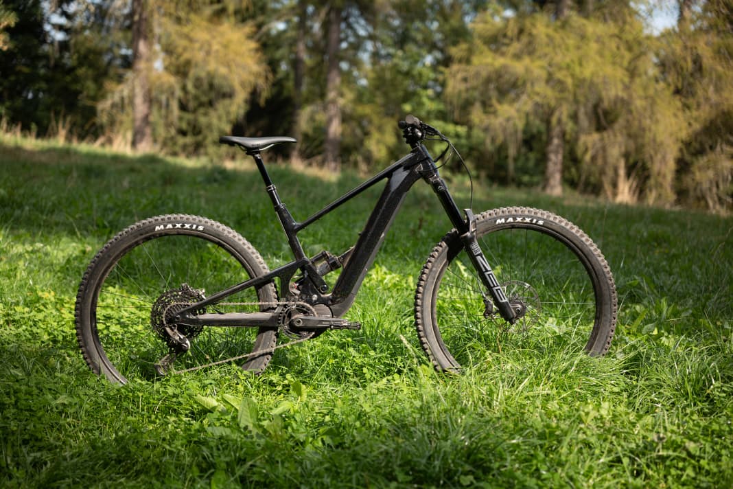 Das Scor 4060 Z ist ein echter Spaßgarant unter den Full-Power-E-Bikes. Hier die günstigste Variante mit NX Eagle.