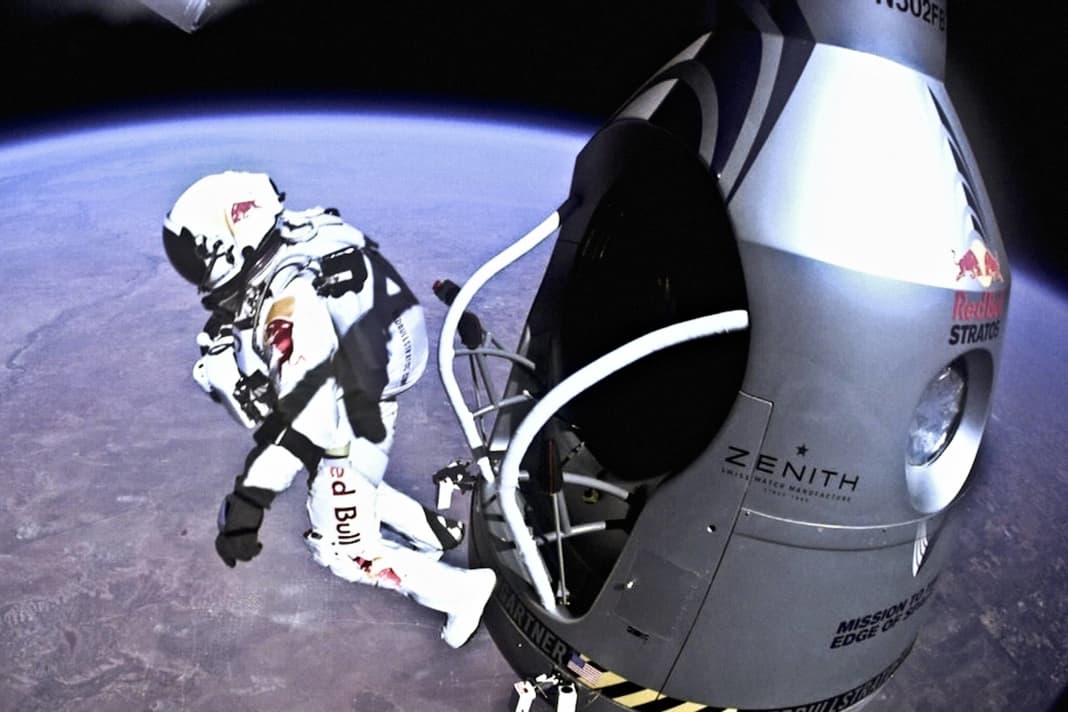 Felix Baumgartner beschleunigte auf 1357,6 km/h während seines Sprungs aus 39.000 Metern Höhe.