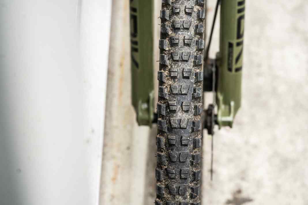 The tread blocks on the new Butcher are more solid, higher and closer together than on its predecessor. As a result, the new Butcher is said to offer 12 per cent more contact area than its predecessor.