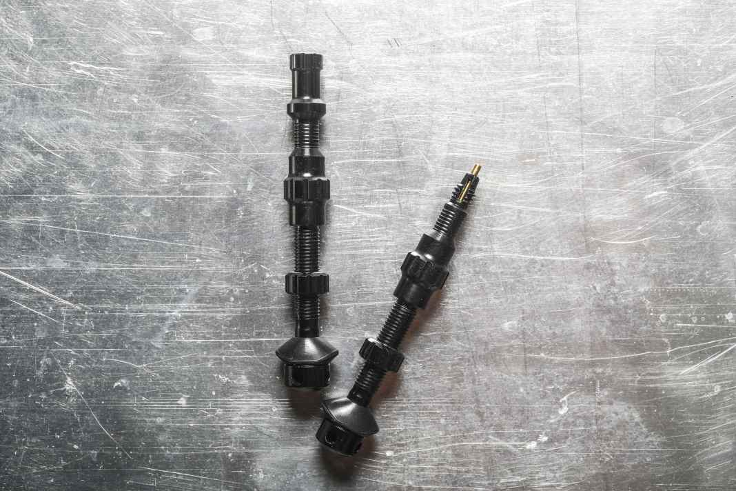 Stan's offers the Tubeless Exo-Core Valve, a special tubeless valve that features an external core.