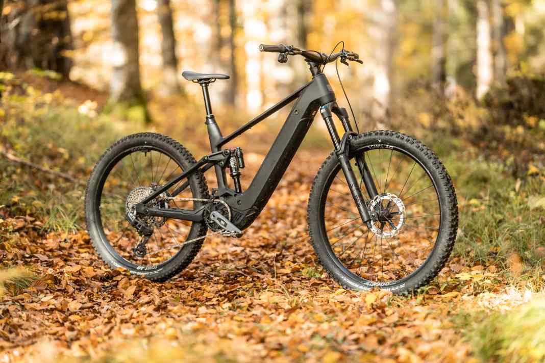 The E-Inception is Stevens' new top all-rounder with Bosch motor.