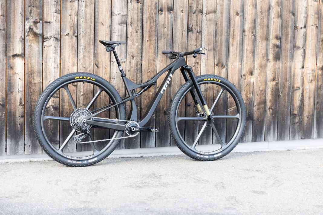 With the P32, Stoll is presenting what is probably the first production-ready 32-inch Fully.