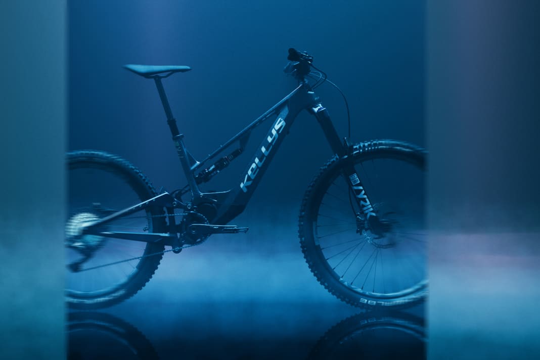 Das neue Kellys Theos F100 bekommt einen neu entwickelten Hauptrahmen und eine extrem leichte Batterie.