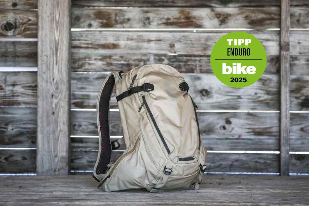 Extremely robust, well-structured and with a snug fit - the Camelbak H.A.W.G. 20 is the ideal companion for enduro, freeride and bike park.