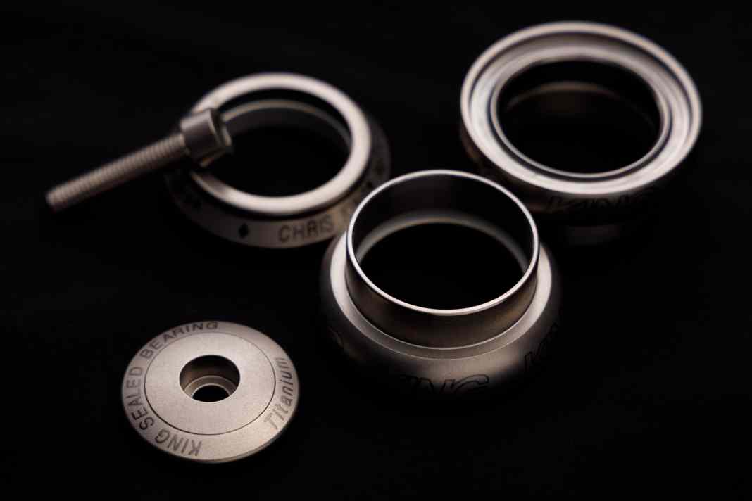 Everything made of titanium - except for the bearings. With the Nothreadset Titan, Chris King is reissuing a tuning classic.