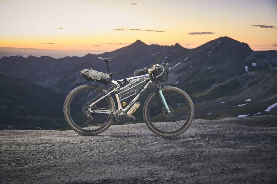 Über das Trek CheckOUT gab es so manche hitzige Diskussion. Ist das noch ein Gravelbike?