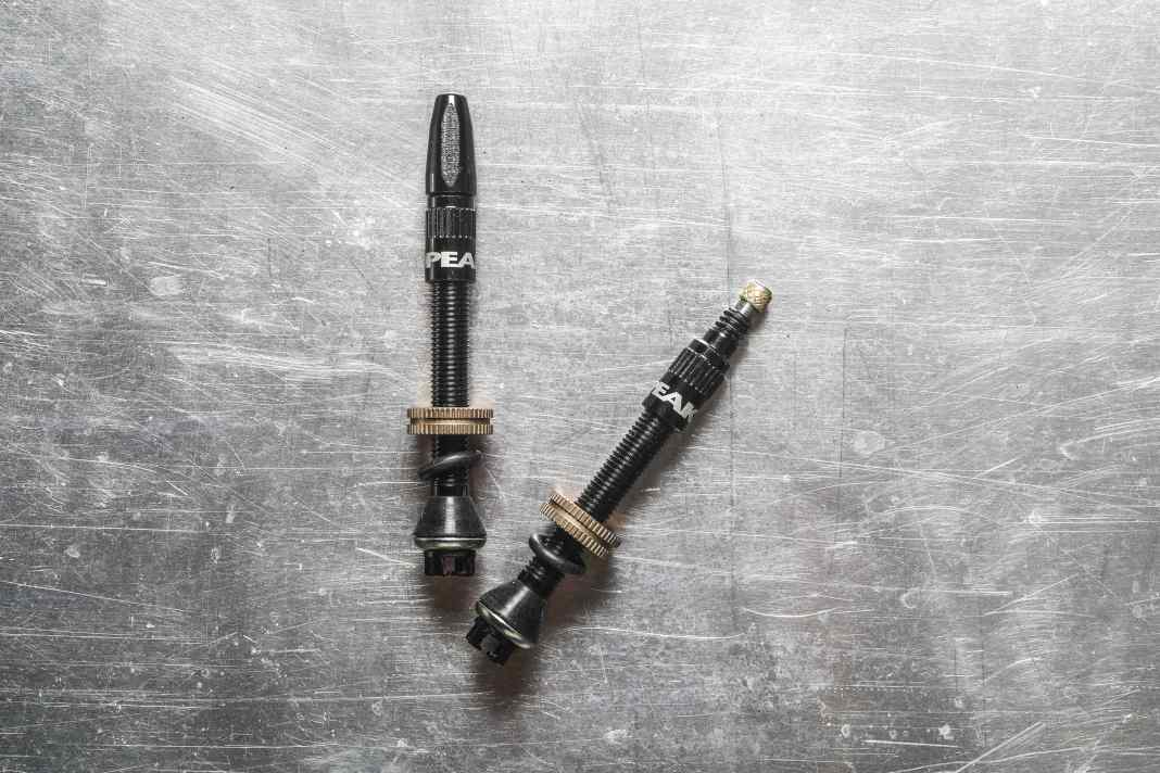 Avec la Turboflow Valve, Topeak propose une valve haut débit passionnante, elle est légère et bon marché, mais est-elle bonne ?