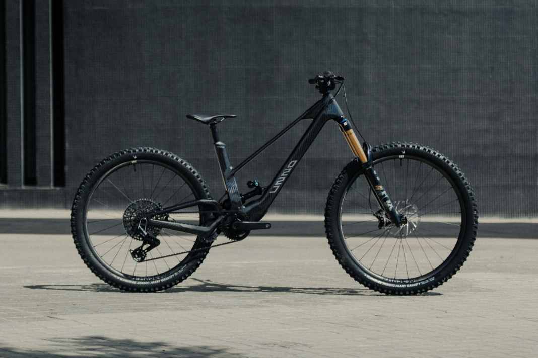 Unno Mith: The Spanish high-end manufacturer Unno also relies on the powerful DJI motor for its stylish carbon enduro bike.